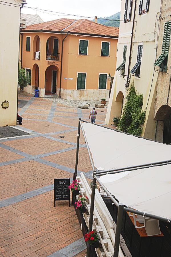 Appartamento San Martino Toirano Exteriör bild